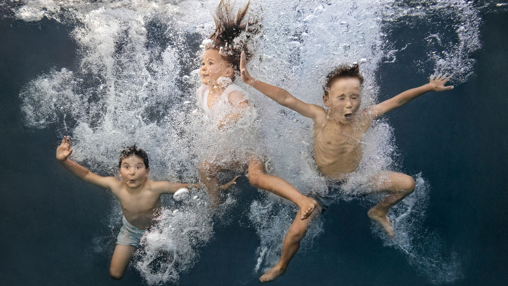 Underwater Family photographer perth