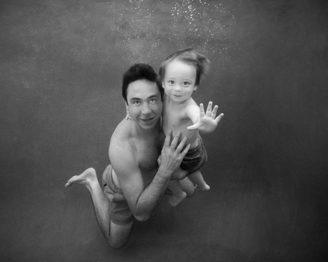 dad-and-son-underwater-portrait